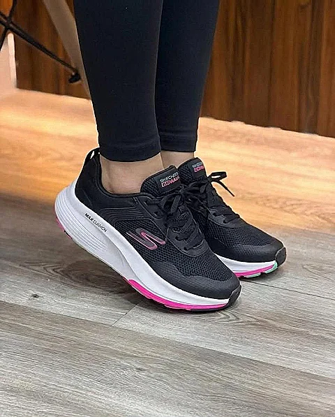Skechers