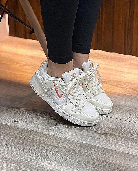 Nike Disruptor