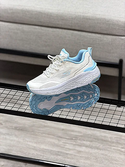 Skechers