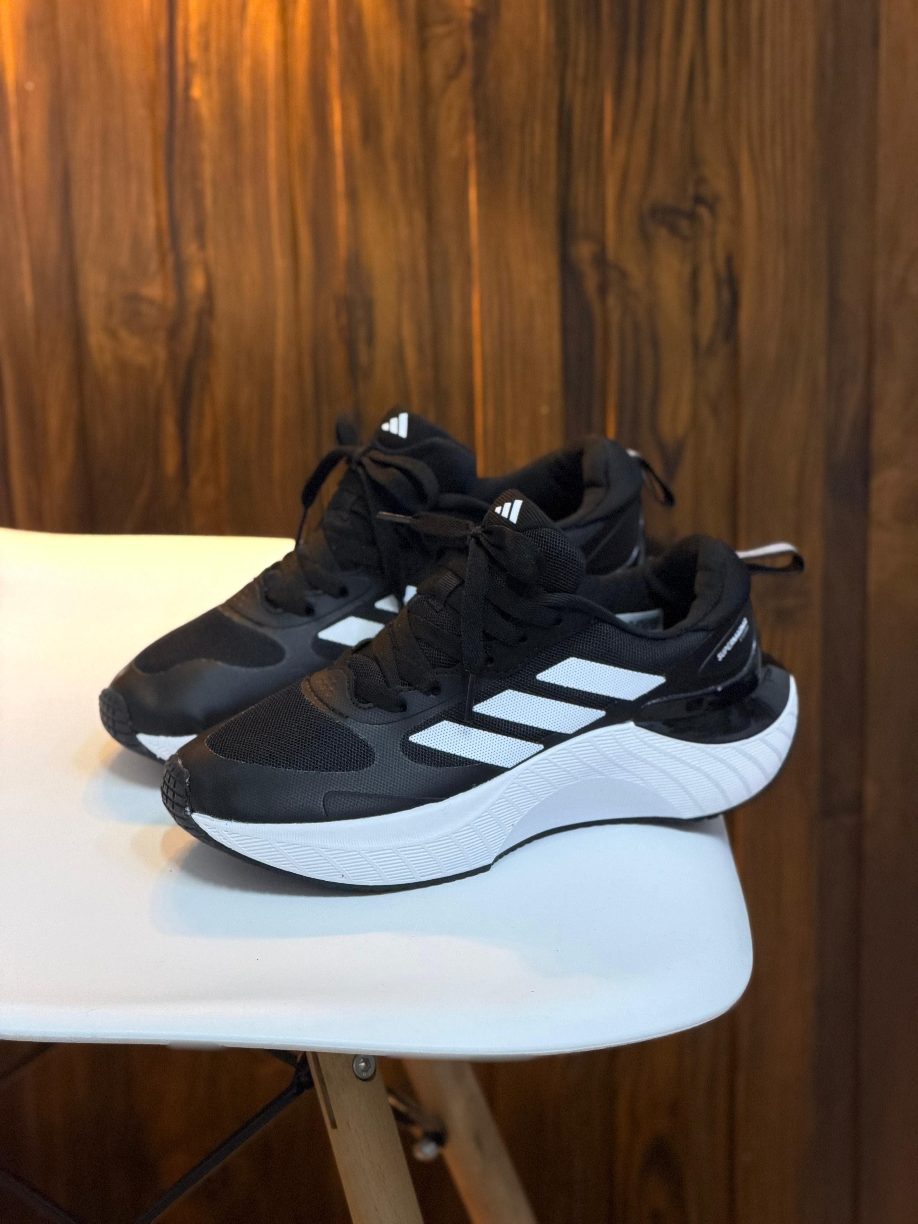 Adidas Supermagma