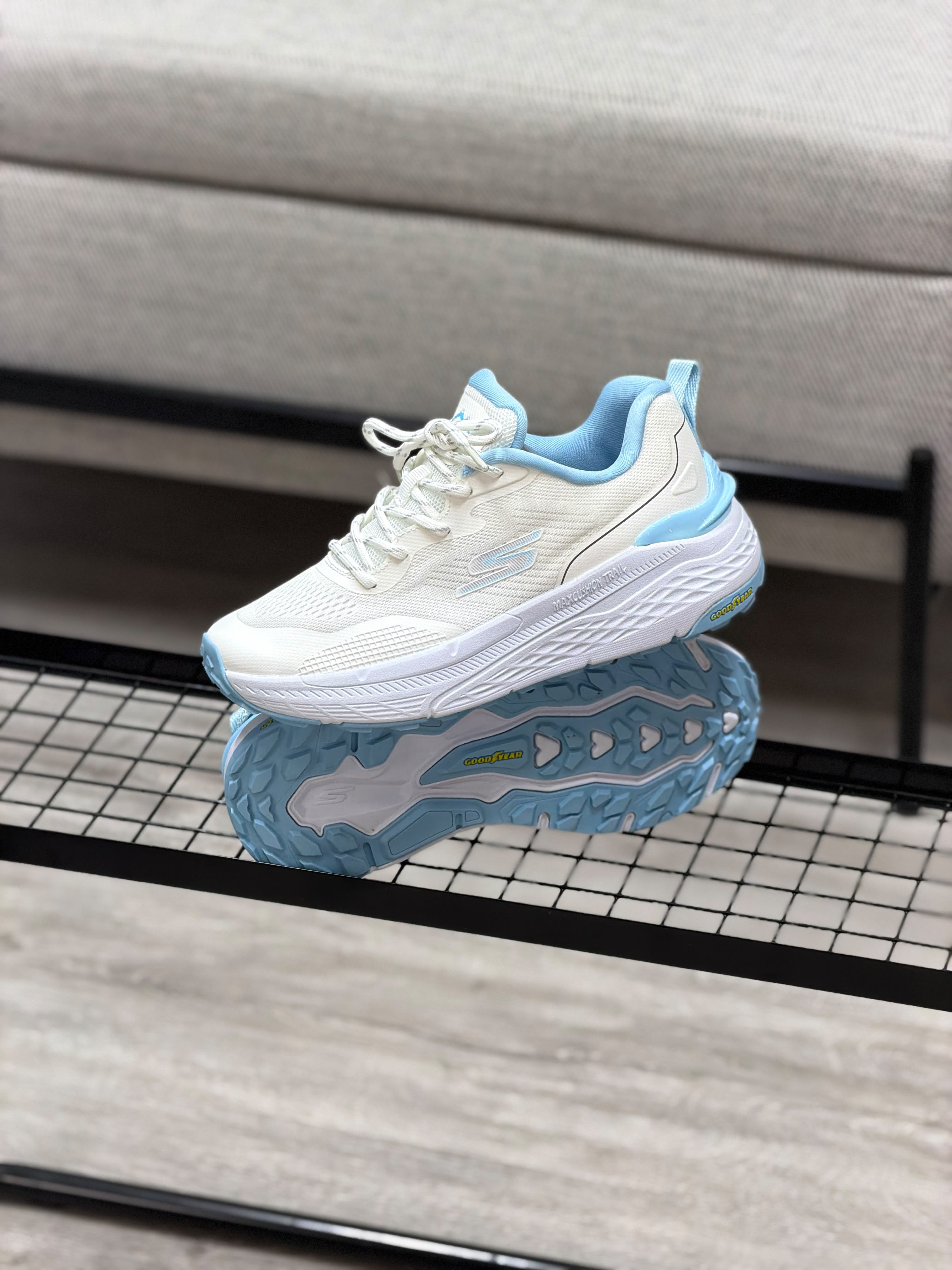 Skechers
